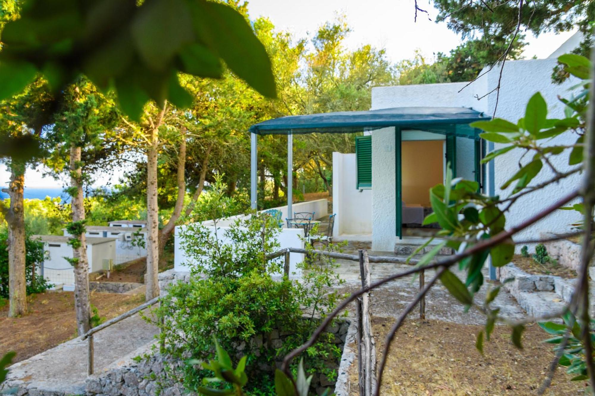 Camping La Scogliera Santa Cesarea Terme Exterior foto